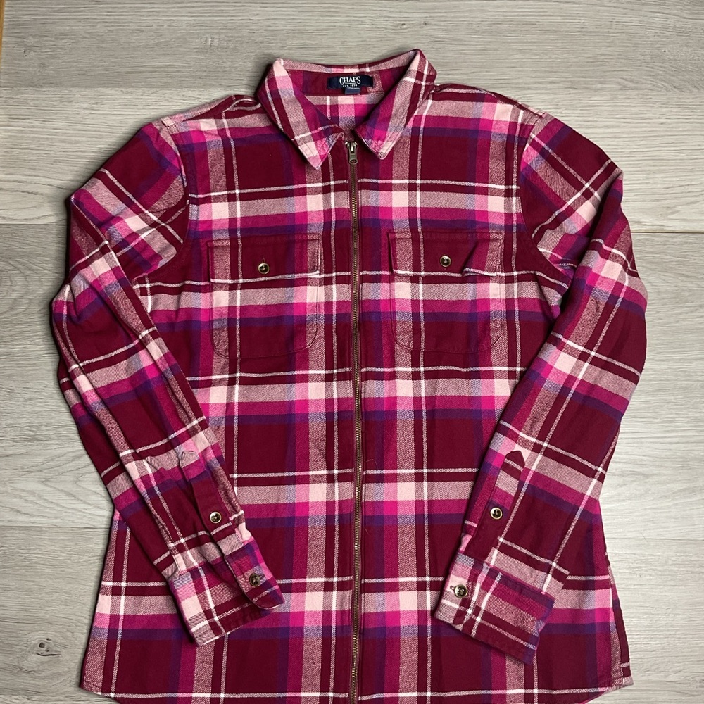Chaps Shirt‎ Womens Zipper Up Top Size Small Burgundy Plaid Collared